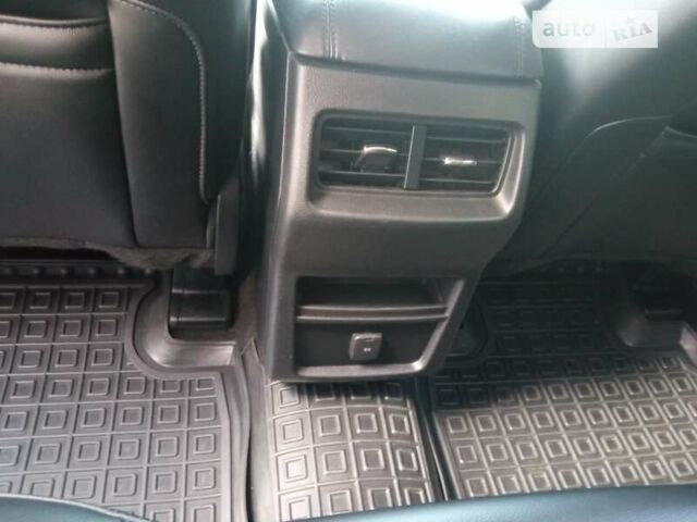 Черный Форд Эдж, объемом двигателя 2 л и пробегом 75 тыс. км за 19500 $, фото 25 на Automoto.ua