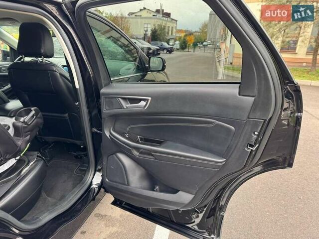Чорний Форд Едж, об'ємом двигуна 2 л та пробігом 107 тис. км за 18750 $, фото 13 на Automoto.ua