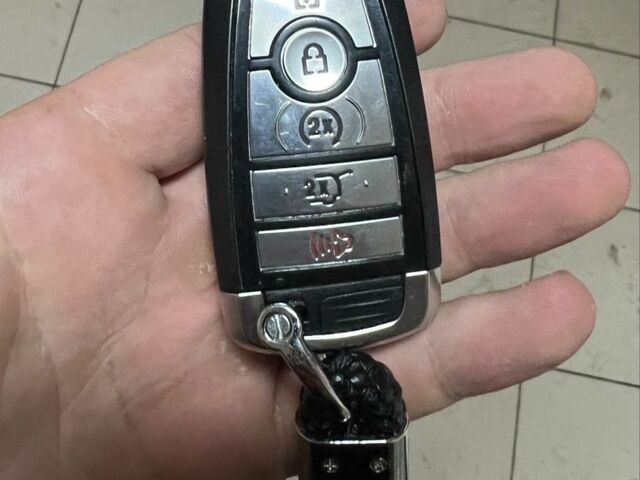 Черный Форд Эдж, объемом двигателя 2 л и пробегом 91 тыс. км за 429 $, фото 13 на Automoto.ua