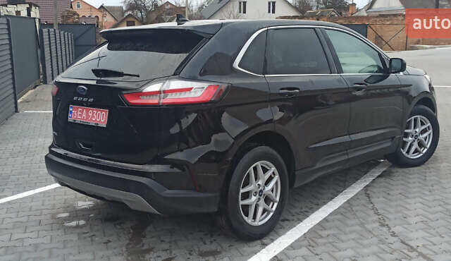 Чорний Форд Едж, об'ємом двигуна 2 л та пробігом 156 тис. км за 16800 $, фото 4 на Automoto.ua