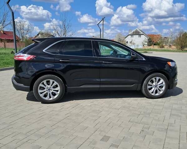 Чорний Форд Едж, об'ємом двигуна 2 л та пробігом 124 тис. км за 21200 $, фото 2 на Automoto.ua