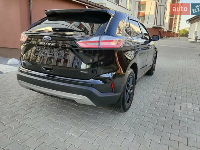 Чорний Форд Едж, об'ємом двигуна 2 л та пробігом 70 тис. км за 17300 $, фото 5 на Automoto.ua