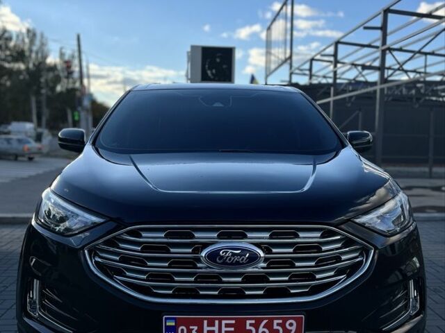 Чорний Форд Едж, об'ємом двигуна 2 л та пробігом 80 тис. км за 19999 $, фото 5 на Automoto.ua