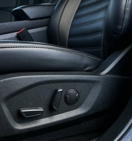 Чорний Форд Едж, об'ємом двигуна 2 л та пробігом 80 тис. км за 19999 $, фото 20 на Automoto.ua