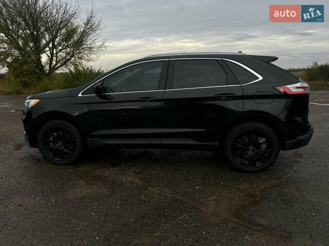 Черный Форд Эдж, объемом двигателя 2 л и пробегом 42 тыс. км за 22000 $, фото 4 на Automoto.ua