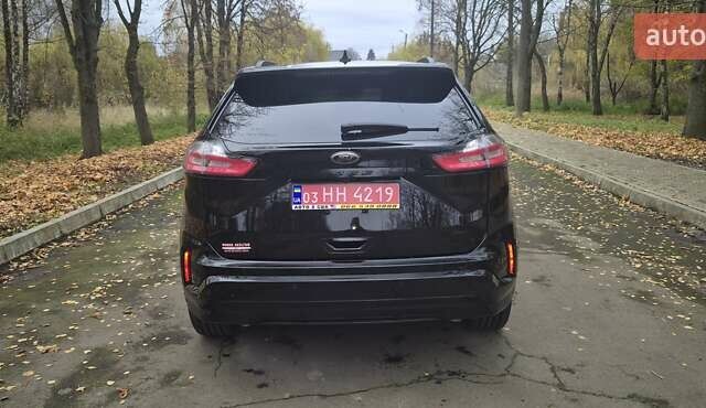 Черный Форд Эдж, объемом двигателя 2 л и пробегом 73 тыс. км за 18600 $, фото 4 на Automoto.ua