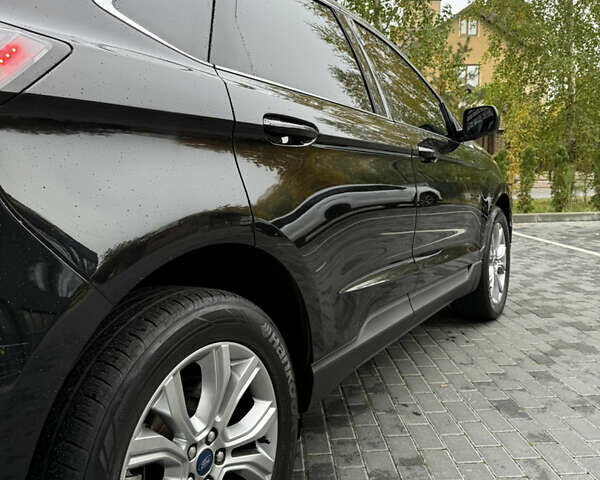 Черный Форд Эдж, объемом двигателя 2 л и пробегом 92 тыс. км за 21700 $, фото 16 на Automoto.ua