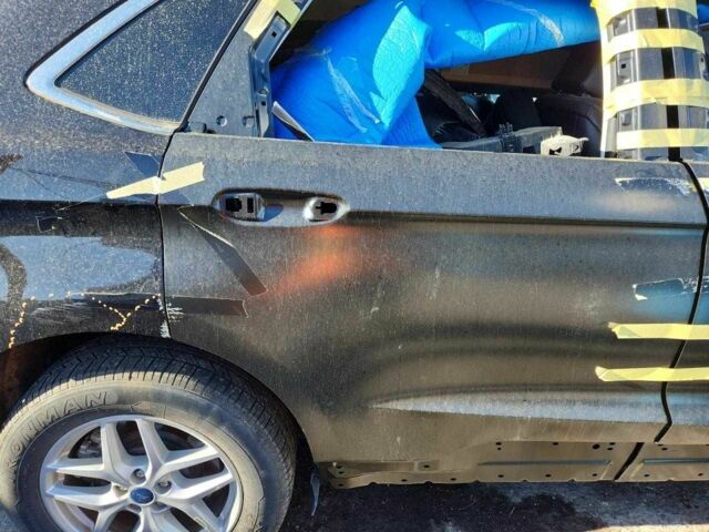 Черный Форд Эдж, объемом двигателя 2 л и пробегом 65 тыс. км за 13500 $, фото 10 на Automoto.ua