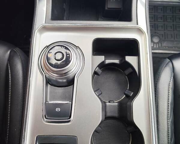 Черный Форд Эдж, объемом двигателя 2 л и пробегом 73 тыс. км за 27400 $, фото 28 на Automoto.ua