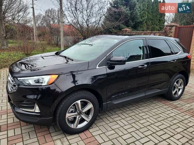 Чорний Форд Едж, об'ємом двигуна 2 л та пробігом 21 тис. км за 21999 $, фото 1 на Automoto.ua