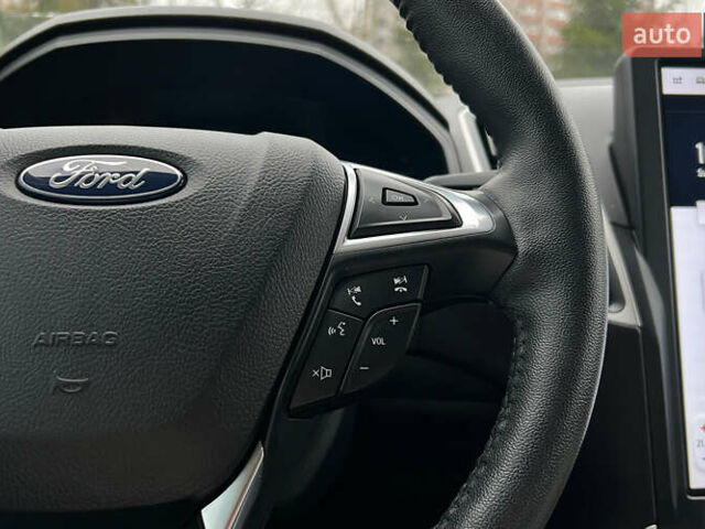 Черный Форд Эдж, объемом двигателя 2 л и пробегом 32 тыс. км за 24999 $, фото 11 на Automoto.ua