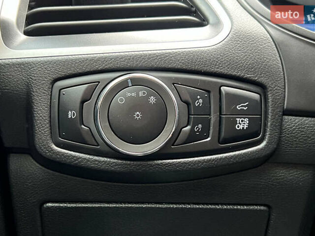 Черный Форд Эдж, объемом двигателя 2 л и пробегом 32 тыс. км за 25200 $, фото 11 на Automoto.ua