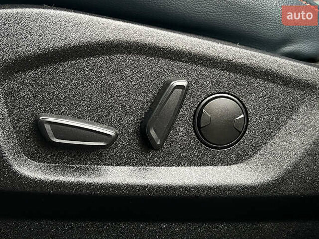 Черный Форд Эдж, объемом двигателя 2 л и пробегом 32 тыс. км за 24999 $, фото 19 на Automoto.ua