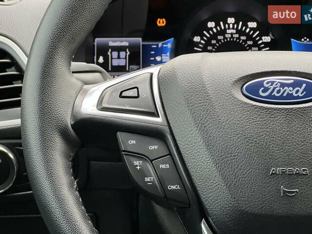 Черный Форд Эдж, объемом двигателя 2 л и пробегом 32 тыс. км за 25200 $, фото 17 на Automoto.ua