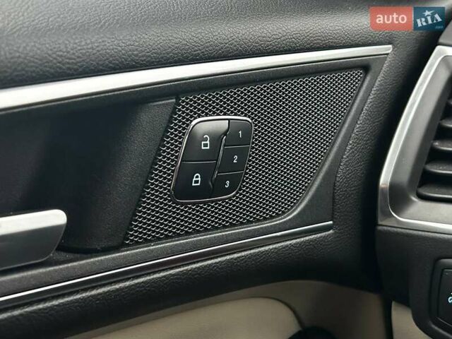 Коричневый Форд Эдж, объемом двигателя 2 л и пробегом 66 тыс. км за 17990 $, фото 20 на Automoto.ua