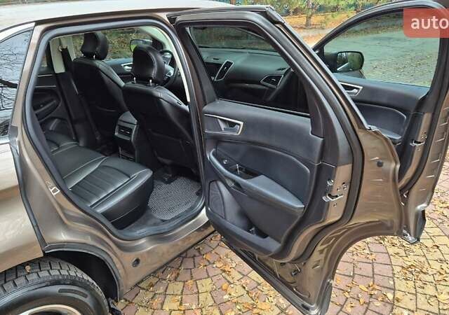 Коричневий Форд Едж, об'ємом двигуна 2 л та пробігом 108 тис. км за 21000 $, фото 19 на Automoto.ua