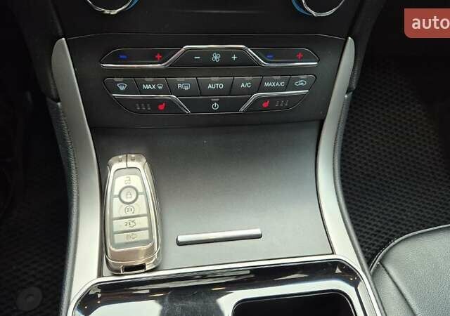 Коричневий Форд Едж, об'ємом двигуна 2 л та пробігом 108 тис. км за 21000 $, фото 30 на Automoto.ua