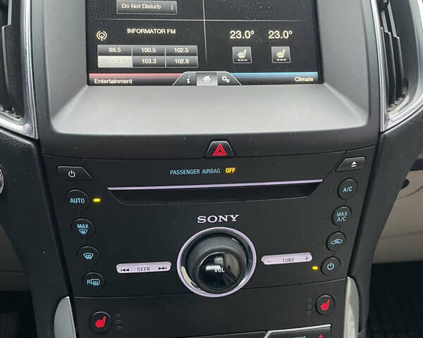 Червоний Форд Едж, об'ємом двигуна 2 л та пробігом 184 тис. км за 13000 $, фото 8 на Automoto.ua