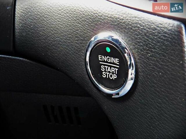 Красный Форд Эдж, объемом двигателя 2 л и пробегом 89 тыс. км за 14300 $, фото 11 на Automoto.ua