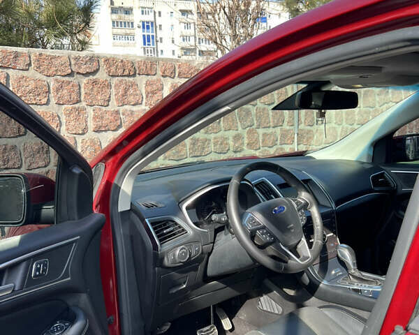Красный Форд Эдж, объемом двигателя 2.7 л и пробегом 153 тыс. км за 19700 $, фото 2 на Automoto.ua