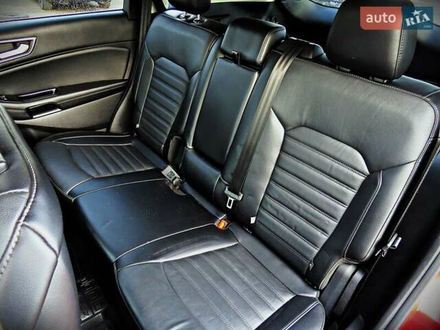 Красный Форд Эдж, объемом двигателя 2 л и пробегом 89 тыс. км за 14300 $, фото 16 на Automoto.ua