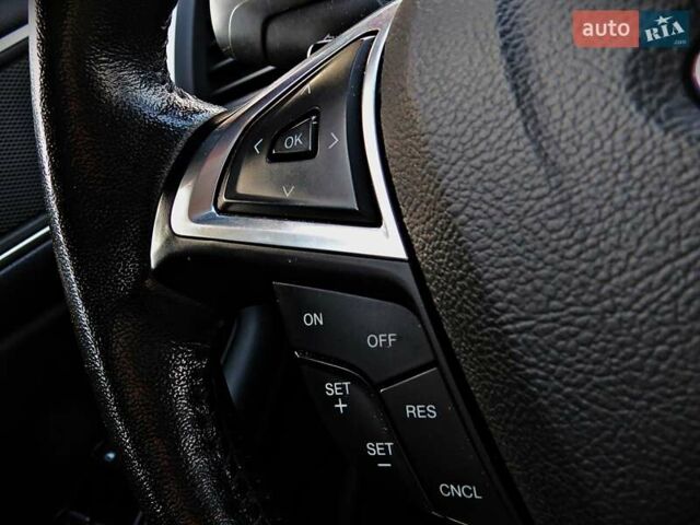 Красный Форд Эдж, объемом двигателя 2 л и пробегом 89 тыс. км за 14300 $, фото 10 на Automoto.ua