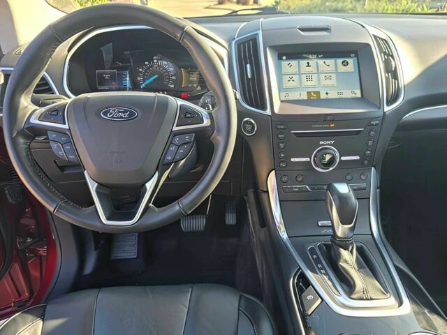 Красный Форд Эдж, объемом двигателя 2 л и пробегом 76 тыс. км за 11000 $, фото 9 на Automoto.ua