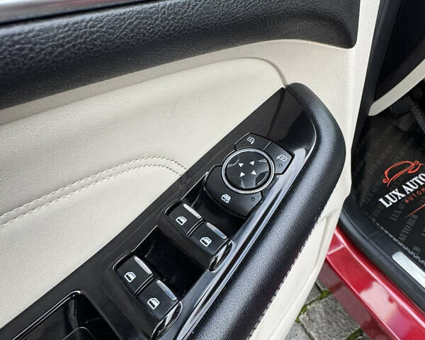 Красный Форд Эдж, объемом двигателя 2 л и пробегом 186 тыс. км за 14333 $, фото 54 на Automoto.ua