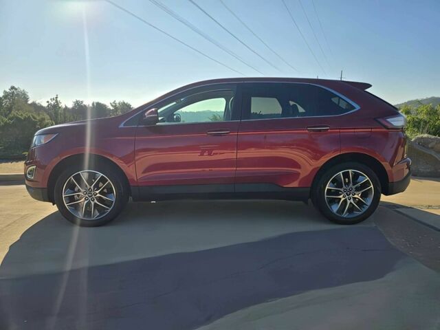 Красный Форд Эдж, объемом двигателя 2 л и пробегом 76 тыс. км за 11000 $, фото 3 на Automoto.ua