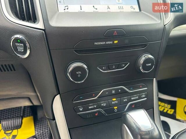 Червоний Форд Едж, об'ємом двигуна 3.5 л та пробігом 115 тис. км за 18500 $, фото 16 на Automoto.ua