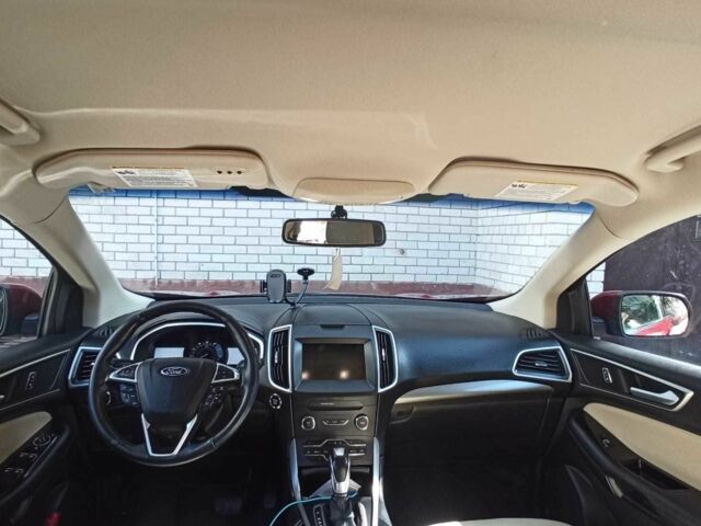 Красный Форд Эдж, объемом двигателя 2 л и пробегом 217 тыс. км за 17500 $, фото 4 на Automoto.ua