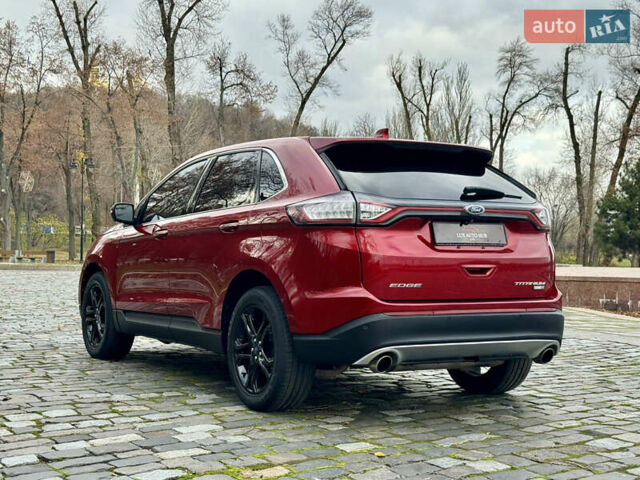 Красный Форд Эдж, объемом двигателя 2 л и пробегом 186 тыс. км за 14333 $, фото 8 на Automoto.ua