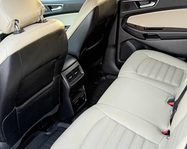 Червоний Форд Едж, об'ємом двигуна 2 л та пробігом 113 тис. км за 15500 $, фото 20 на Automoto.ua