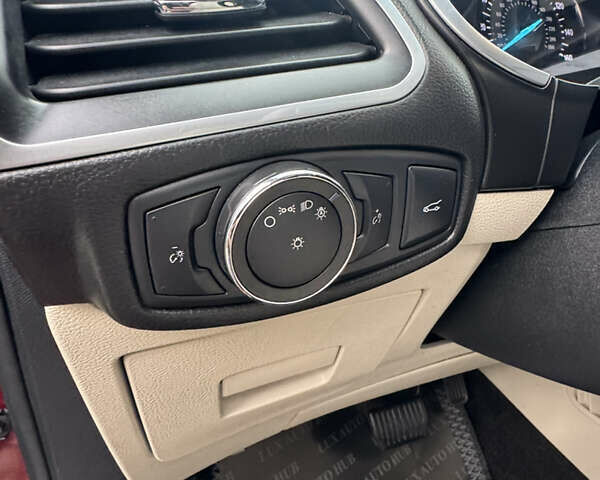 Красный Форд Эдж, объемом двигателя 2 л и пробегом 186 тыс. км за 14333 $, фото 52 на Automoto.ua