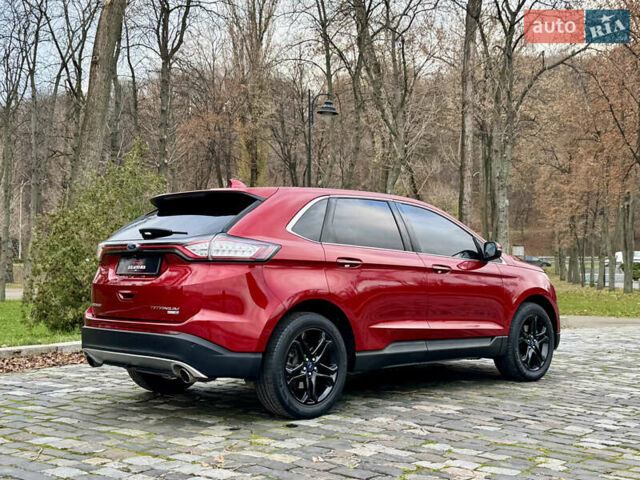 Красный Форд Эдж, объемом двигателя 2 л и пробегом 186 тыс. км за 14333 $, фото 5 на Automoto.ua