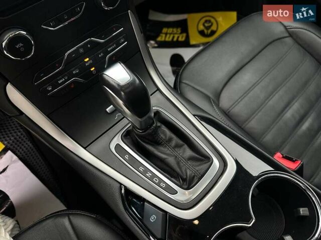 Червоний Форд Едж, об'ємом двигуна 3.5 л та пробігом 115 тис. км за 18500 $, фото 15 на Automoto.ua