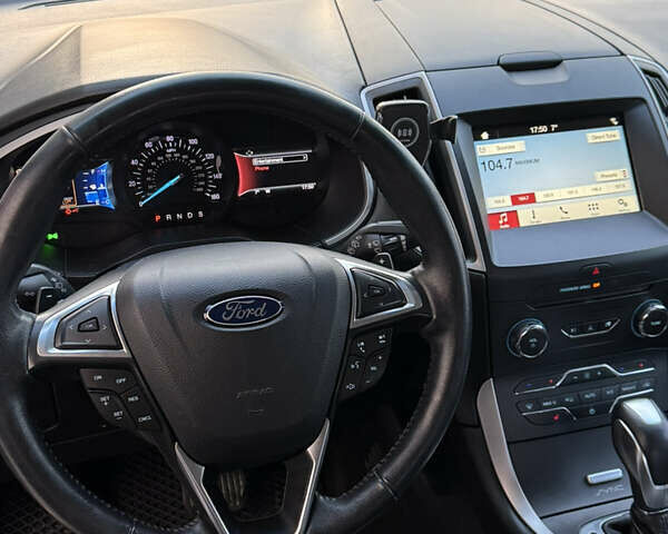 Форд Эдж 2017 в Ивано-Франковске на Automoto.ua Красный Форд Эдж, объемом двигателя 2 л и пробегом 169 тыс. км за 15500 $, фото 9 на Automoto.ua