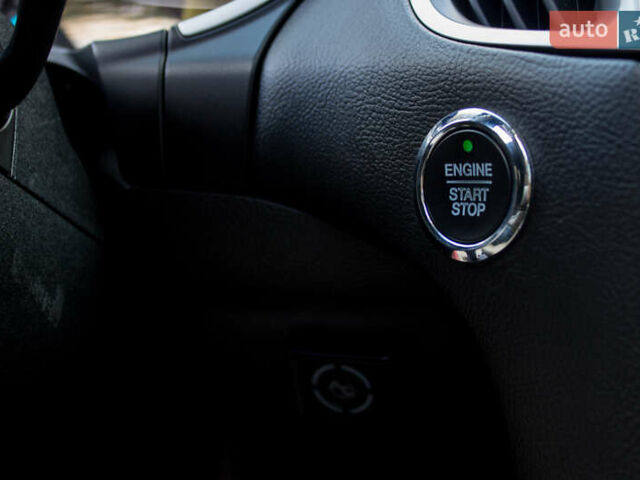 Красный Форд Эдж, объемом двигателя 3.5 л и пробегом 135 тыс. км за 15900 $, фото 45 на Automoto.ua