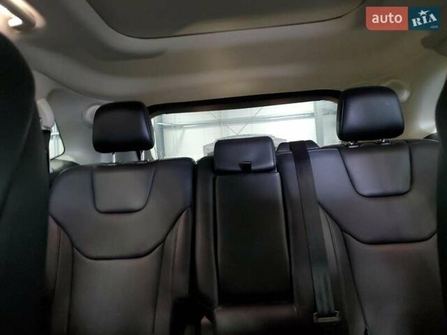 Красный Форд Эдж, объемом двигателя 2 л и пробегом 77 тыс. км за 3000 $, фото 9 на Automoto.ua