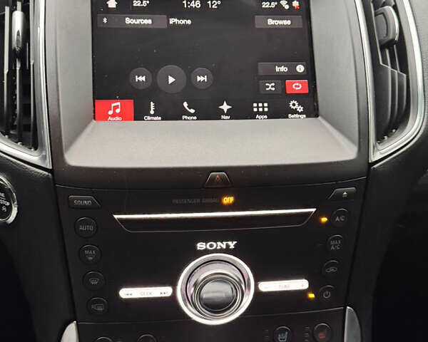 Красный Форд Эдж, объемом двигателя 2 л и пробегом 168 тыс. км за 20000 $, фото 6 на Automoto.ua