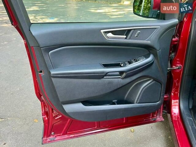 Красный Форд Эдж, объемом двигателя 2 л и пробегом 130 тыс. км за 17900 $, фото 26 на Automoto.ua
