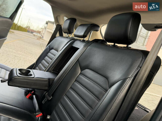 Червоний Форд Едж, об'ємом двигуна 2 л та пробігом 153 тис. км за 15900 $, фото 64 на Automoto.ua