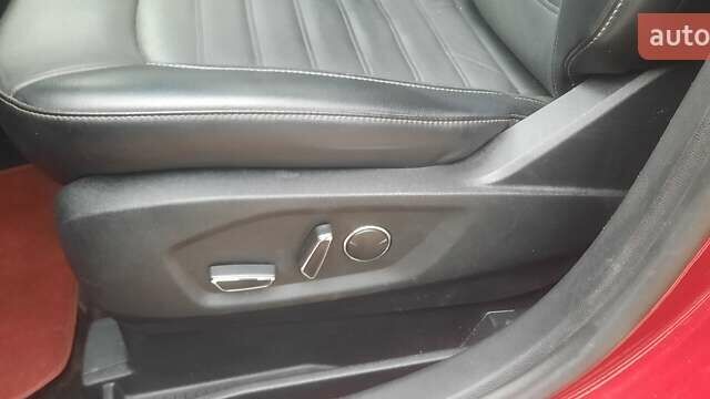 Форд Эдж 2018 в Ровно на Automoto.ua Красный Форд Эдж, объемом двигателя 2 л и пробегом 172 тыс. км за 13400 $, фото 22 на Automoto.ua