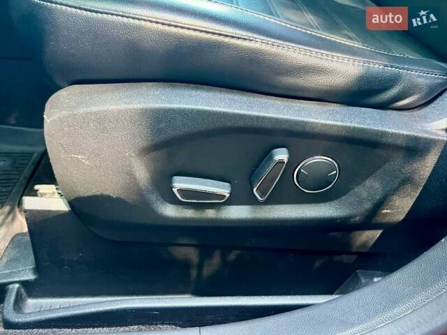 Красный Форд Эдж, объемом двигателя 2 л и пробегом 130 тыс. км за 17900 $, фото 29 на Automoto.ua