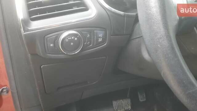 Красный Форд Эдж, объемом двигателя 2 л и пробегом 168 тыс. км за 16400 $, фото 16 на Automoto.ua