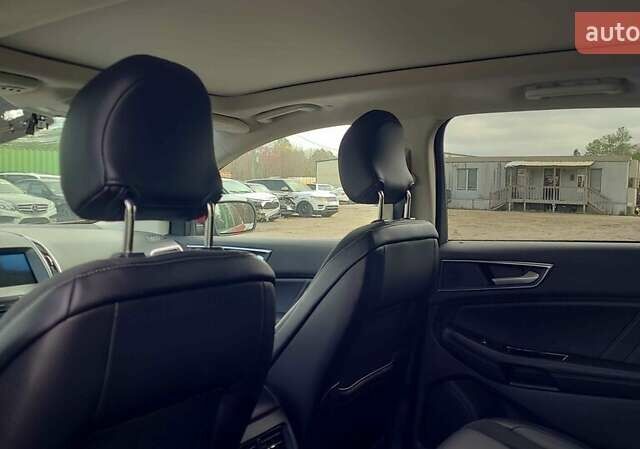 Красный Форд Эдж, объемом двигателя 2.69 л и пробегом 95 тыс. км за 21500 $, фото 4 на Automoto.ua