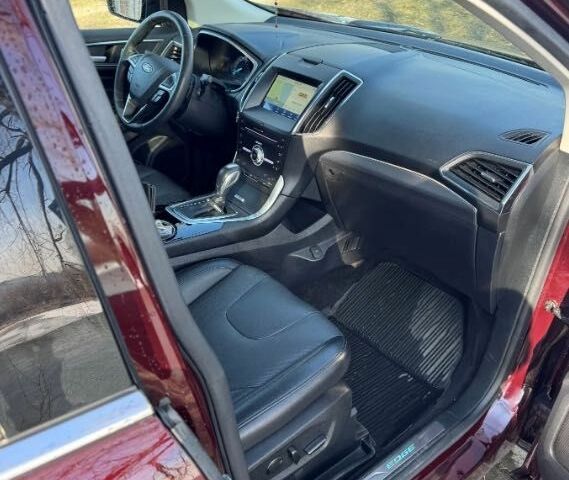 Червоний Форд Едж, об'ємом двигуна 2 л та пробігом 68 тис. км за 9700 $, фото 6 на Automoto.ua