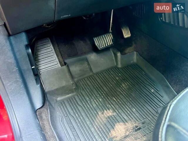 Красный Форд Эдж, объемом двигателя 2 л и пробегом 130 тыс. км за 17900 $, фото 28 на Automoto.ua