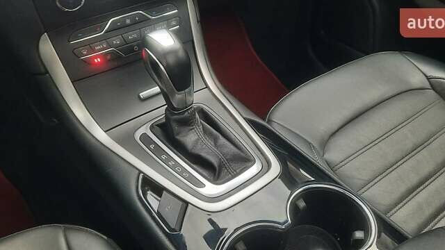 Форд Эдж 2018 в Ровно на Automoto.ua Красный Форд Эдж, объемом двигателя 2 л и пробегом 172 тыс. км за 13400 $, фото 2 на Automoto.ua