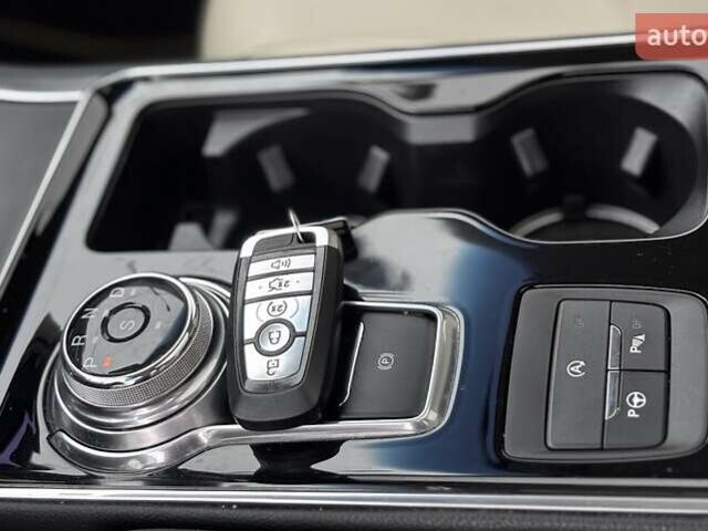 Красный Форд Эдж, объемом двигателя 2 л и пробегом 50 тыс. км за 19900 $, фото 28 на Automoto.ua